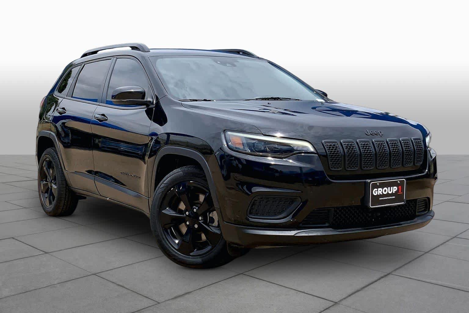 Used 2021 Jeep Cherokee Latitude FWD image 3