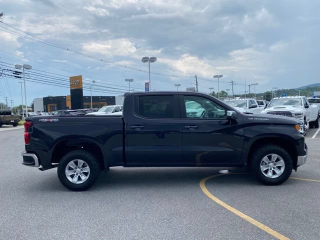 Used 2024 Chevrolet Silverado 1500 LT w/ Convenience Package II AWD/4WD image 6