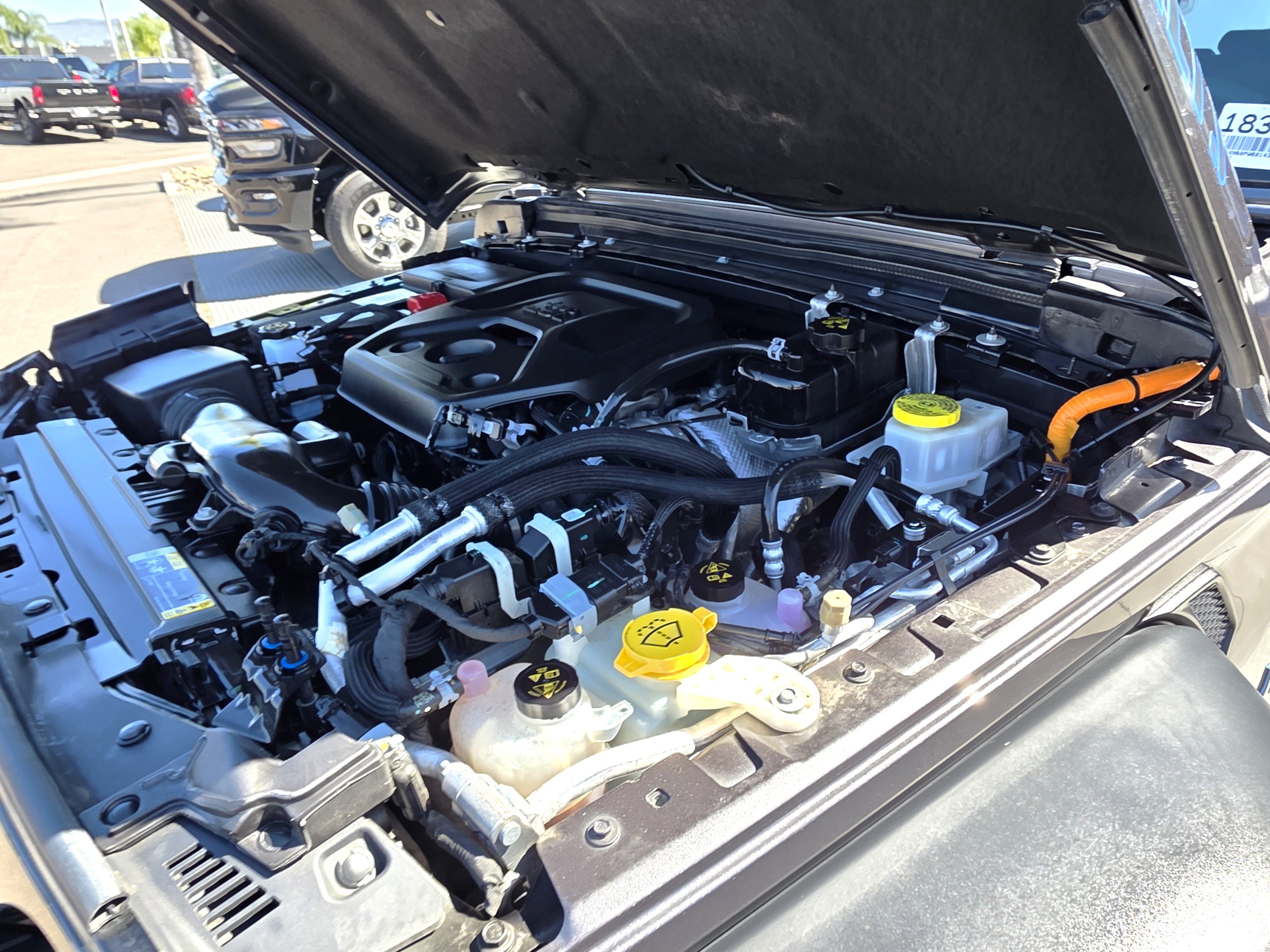 Certified 2023 Jeep Wrangler Unlimited w/ Cold Weather Group image 18