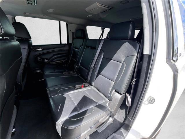 Used 2020 Chevrolet Suburban LT image 27