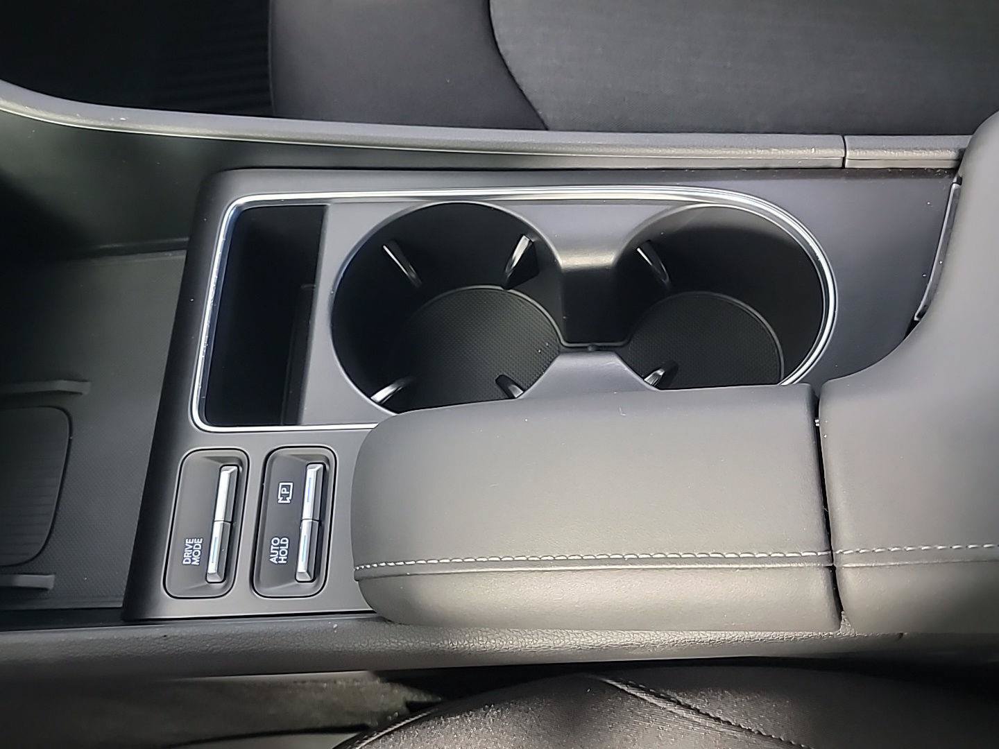 Used 2025 Hyundai Sonata SEL FWD image 32