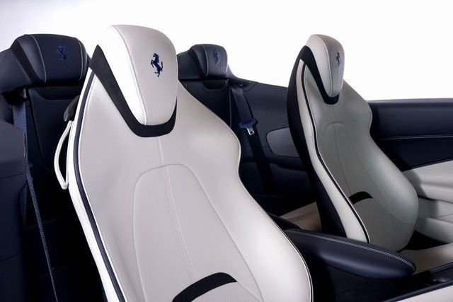 Certified 2025 Ferrari Roma Spider image 48