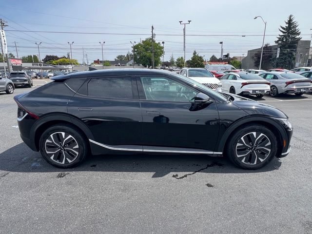 Certified 2024 Kia EV6 Light AWD/4WD image 8