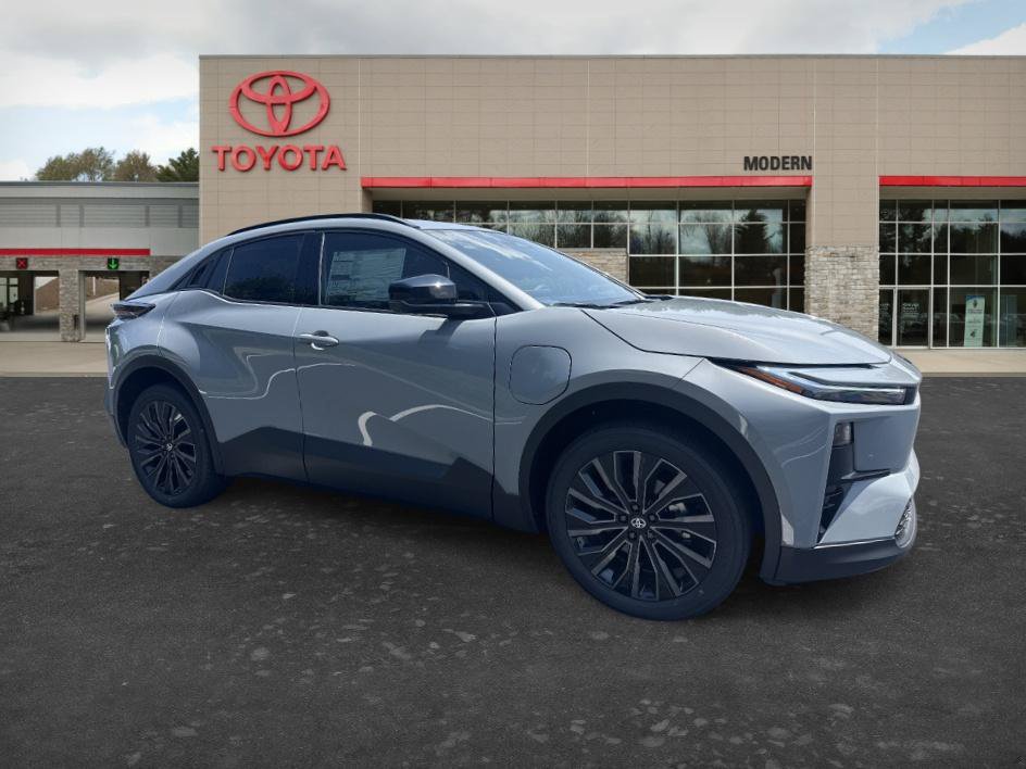 New 2026 Toyota C-HR AWD/4WD image 3