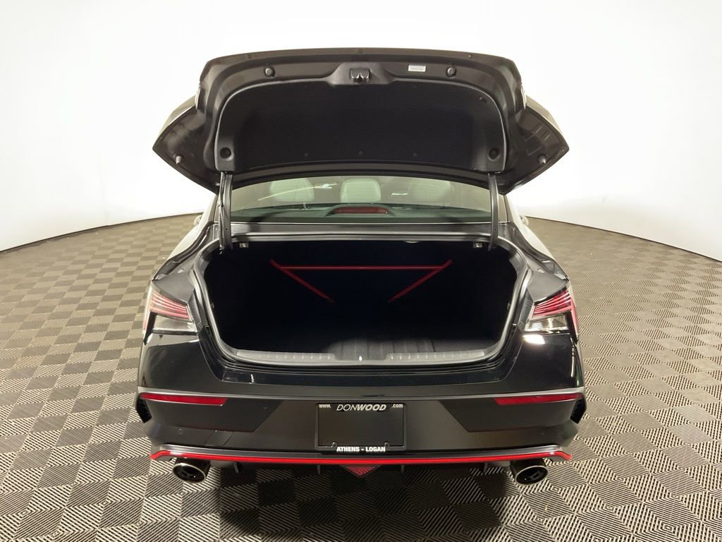 New 2025 Hyundai Elantra N image 15