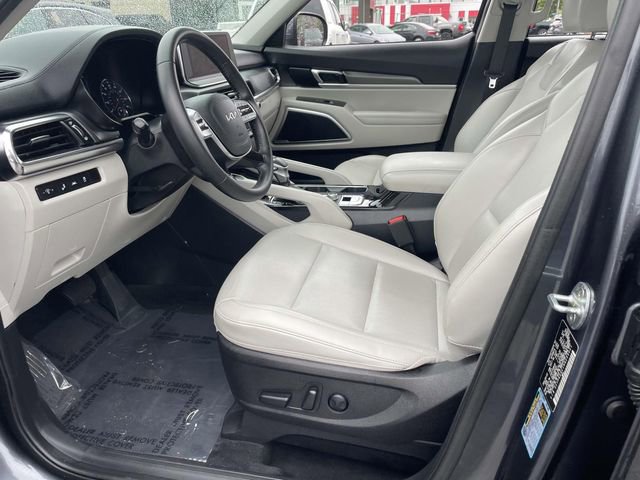Used 2022 Kia Telluride S image 19