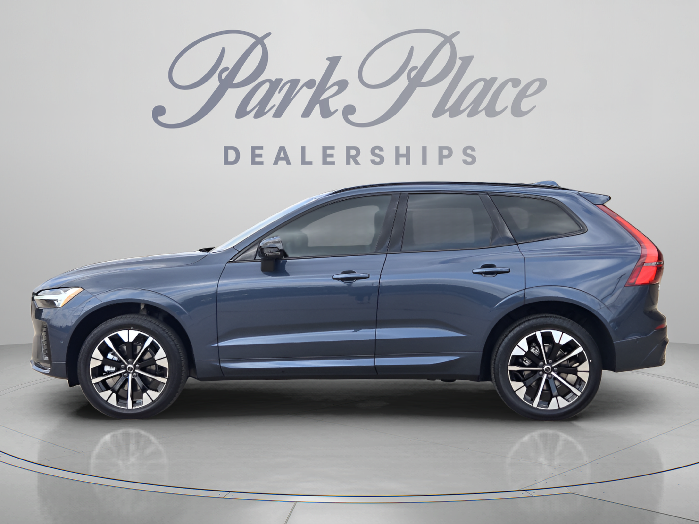 New 2026 Volvo XC60 B5 Plus w/ Protection Package Premier AWD/4WD image 2