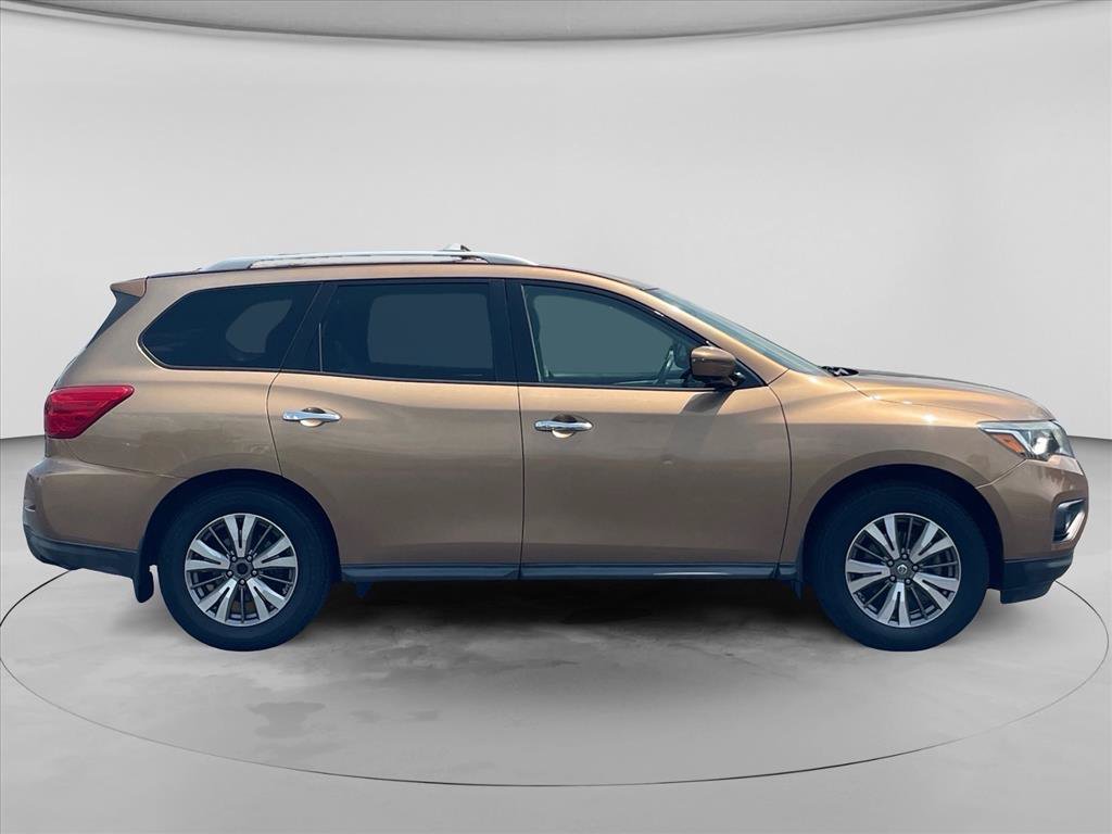 Used 2017 Nissan Pathfinder SL w/ SL Premium Package AWD/4WD image 8
