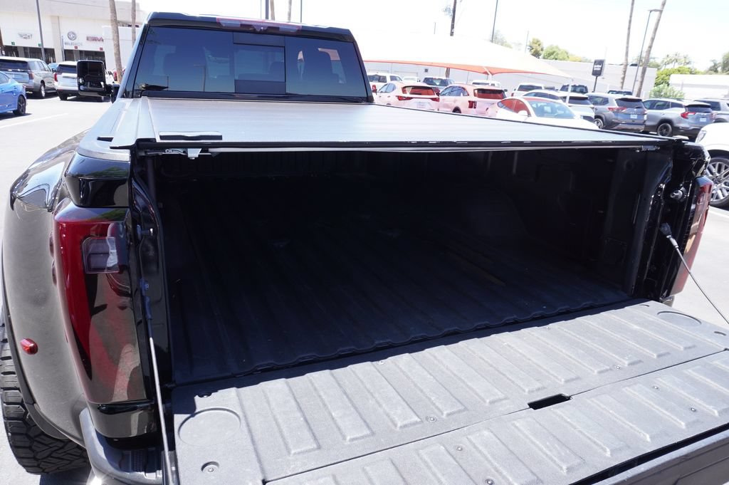 Certified 2024 GMC Sierra 3500 Denali Ultimate AWD/4WD image 9