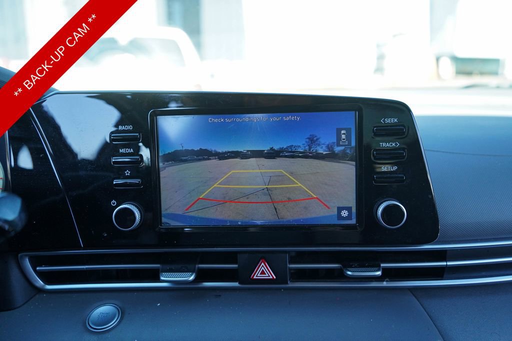 Used 2022 Hyundai Elantra SEL w/ Convenience Package image 19