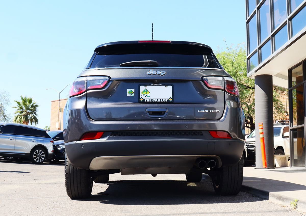 Used 2018 Jeep Compass Limited w/ Navigation Group FWD image 12