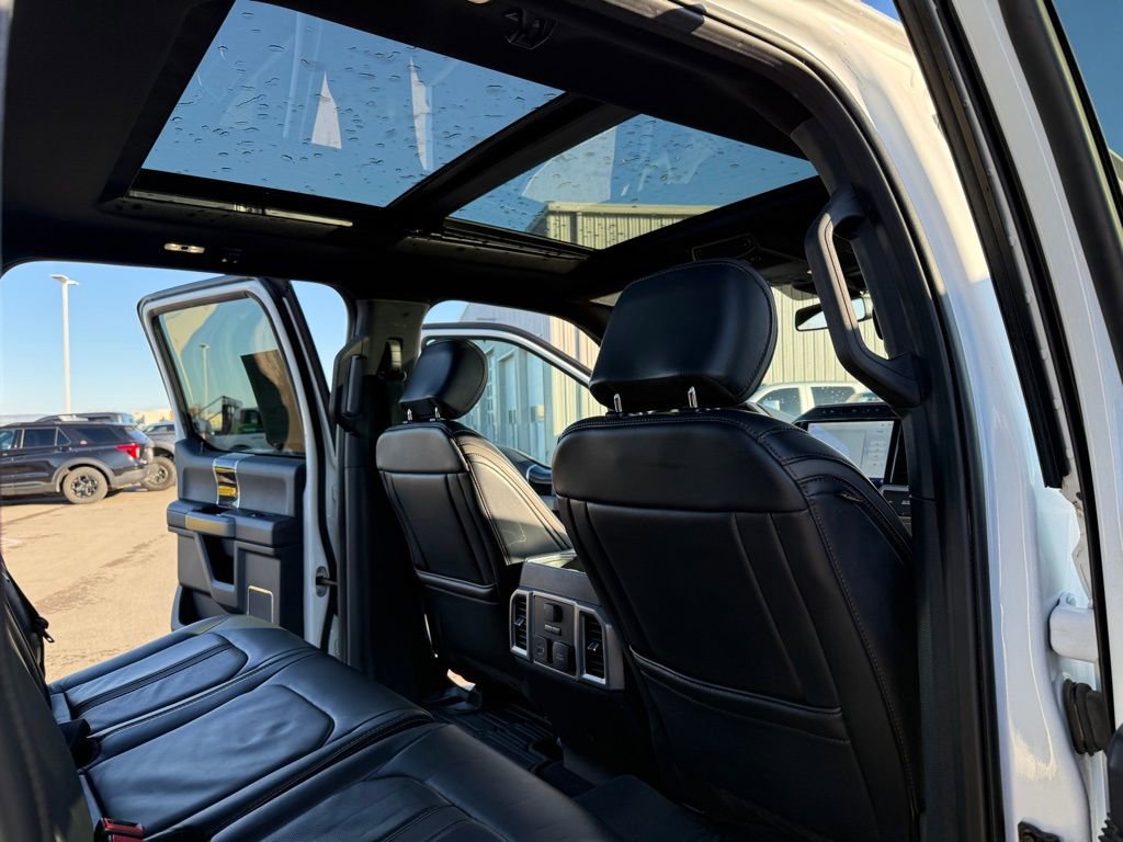 Used 2022 Ford F450 Platinum w/ FX4 Off-Road Package image 22