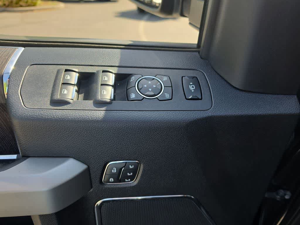Used 2020 Ford F250 Lariat AWD/4WD image 13