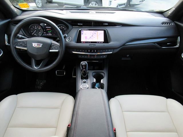 Used 2020 Cadillac XT4 Sport image 11