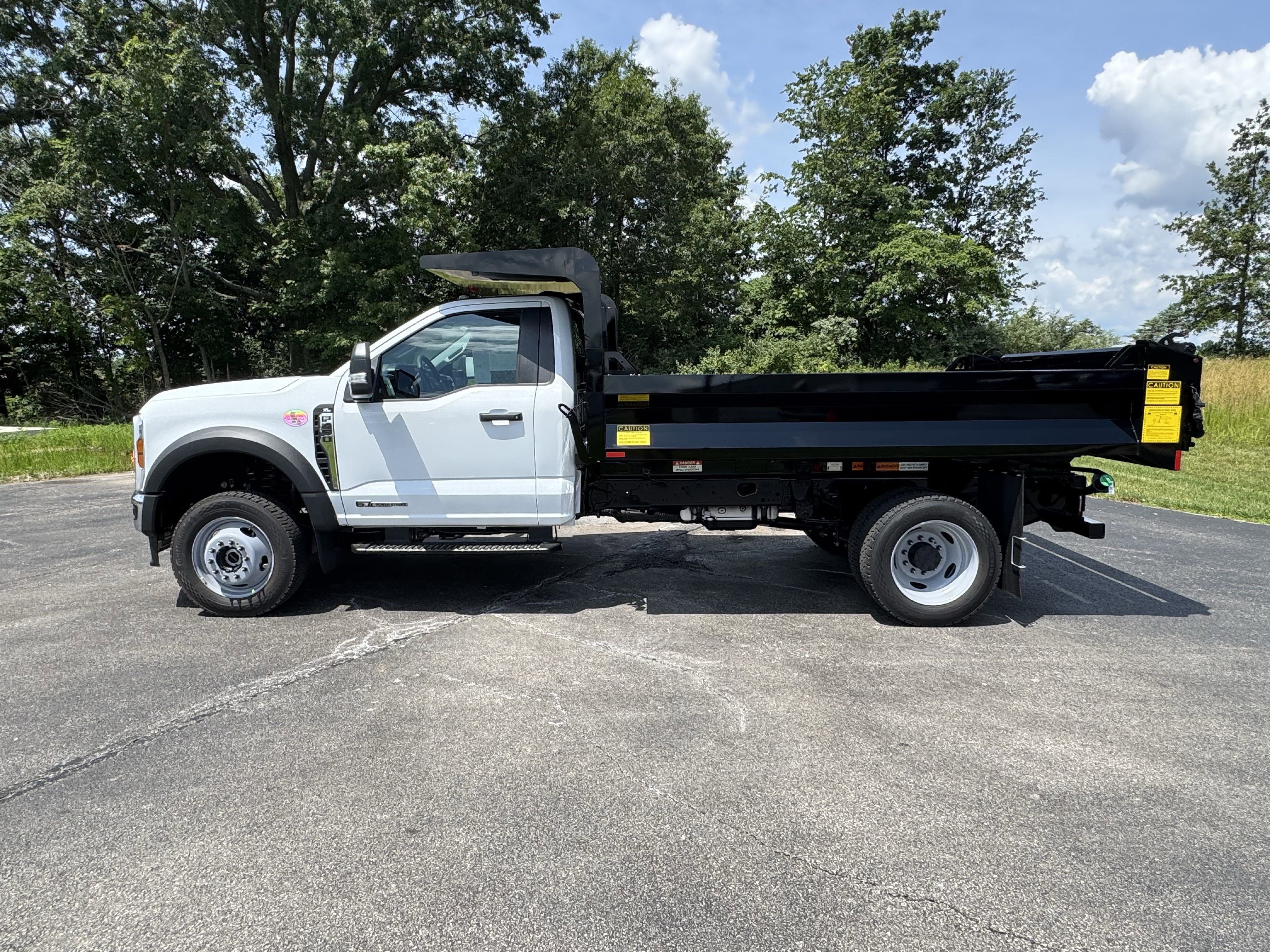 New 2025 Ford F450 XL w/ XL Chrome Package image 6