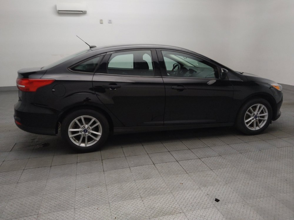 Used 2018 Ford Focus SE FWD image 10
