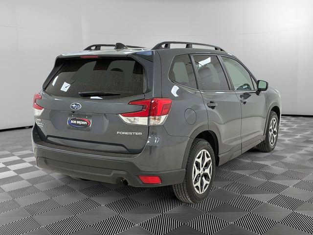 Used 2024 Subaru Forester Premium image 3
