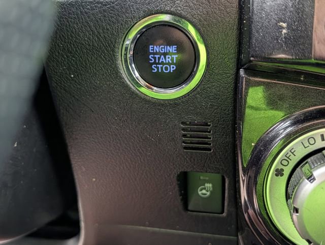 Used 2024 Toyota 4Runner TRD Off-Road Premium w/ Off Road Premium Plus Package AWD/4WD image 19