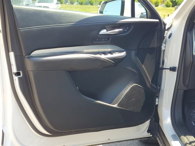 Used 2022 Cadillac XT4 Premium Luxury w/ Safety Alert Package AWD/4WD image 12