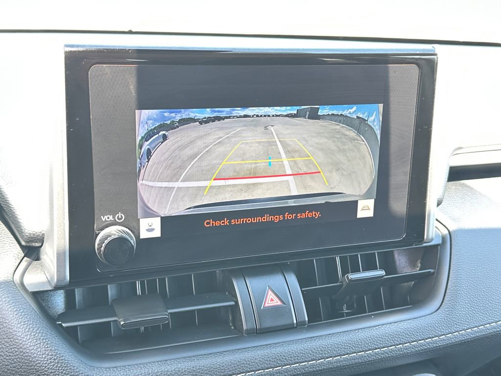 Used 2024 Toyota RAV4 LE AWD/4WD image 24