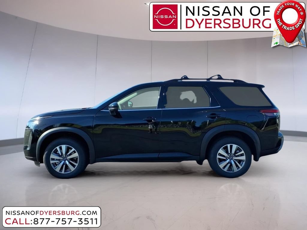 New 2026 Nissan Pathfinder SL FWD image 6