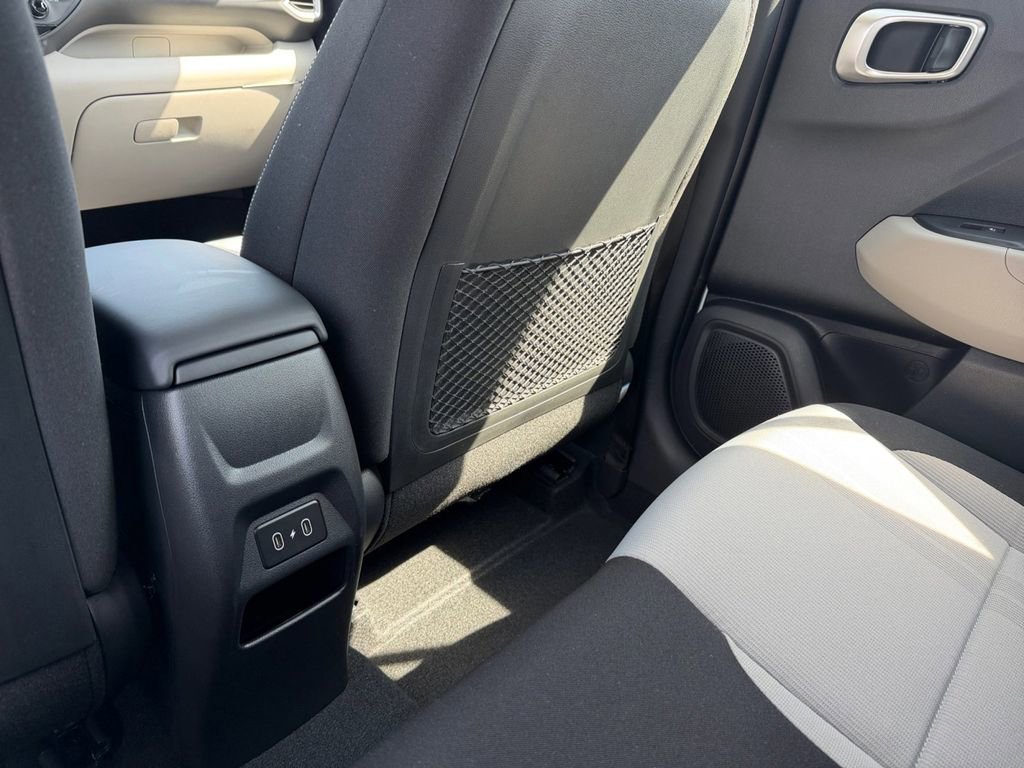 New 2026 Hyundai Venue SEL FWD image 13