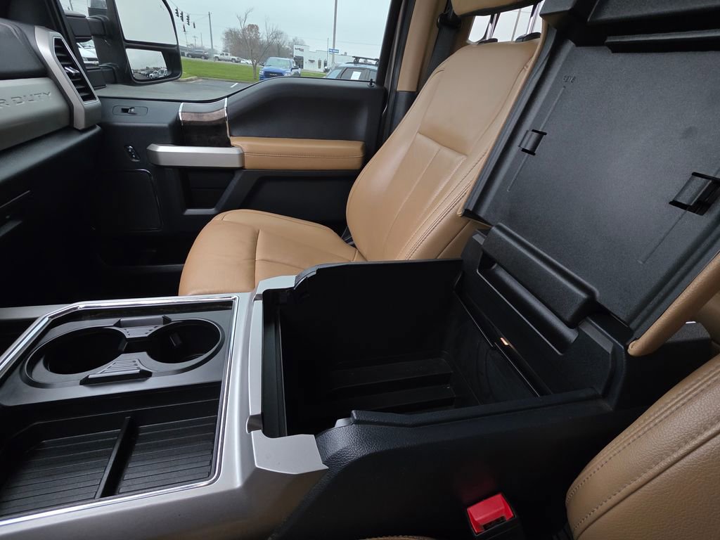 Used 2022 Ford F250 Lariat w/ Chrome Package image 28