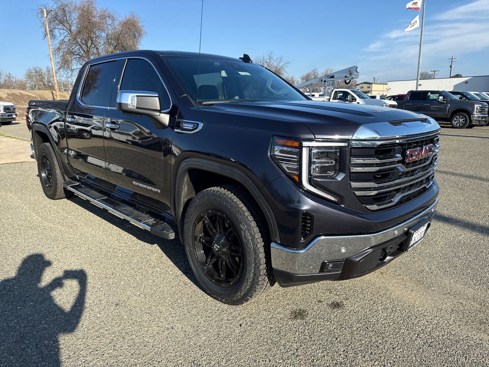 Used 2022 GMC Sierra 1500 SLT w/ SLT Premium Plus Package image 7