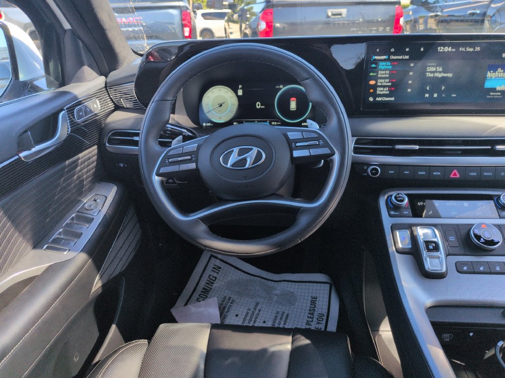 Used 2025 Hyundai Palisade Calligraphy AWD/4WD image 13