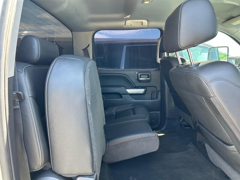 Used 2018 Chevrolet Silverado 1500 LT w/ All Star Edition RWD image 39