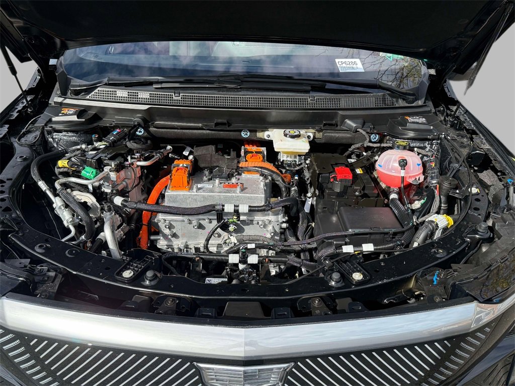 Used 2025 Cadillac Optiq Luxury 1 image 22