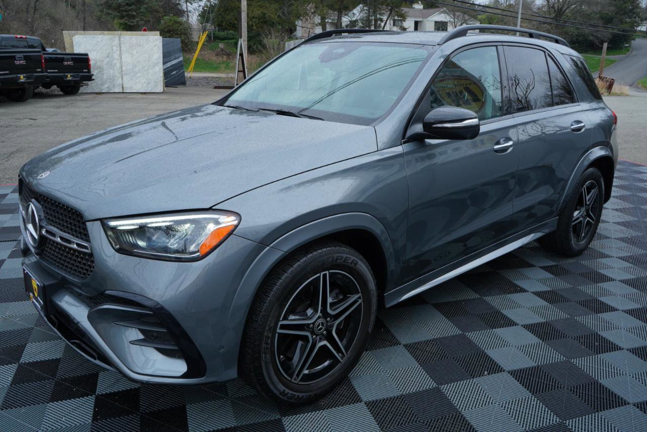 Used 2024 Mercedes-Benz GLE 350 4MATIC w/ AMG Line Exterior image 12