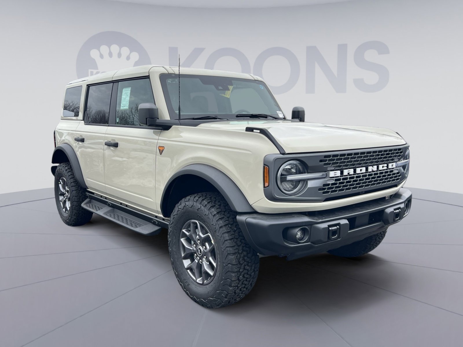 New 2025 Ford Bronco Badlands image 10