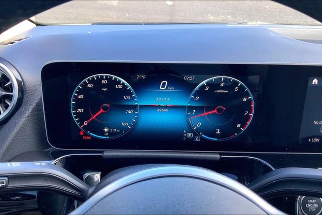 Used 2021 Mercedes-Benz GLA 250 4MATIC image 23