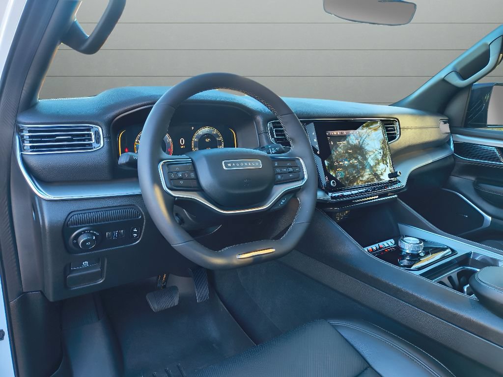 Used 2024 Jeep Wagoneer Series II RWD image 22