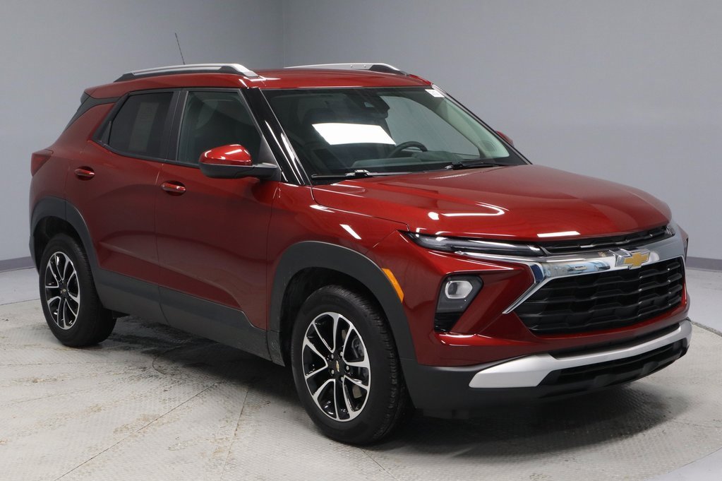 Used 2024 Chevrolet TrailBlazer LT w/ Driver Confidence Package