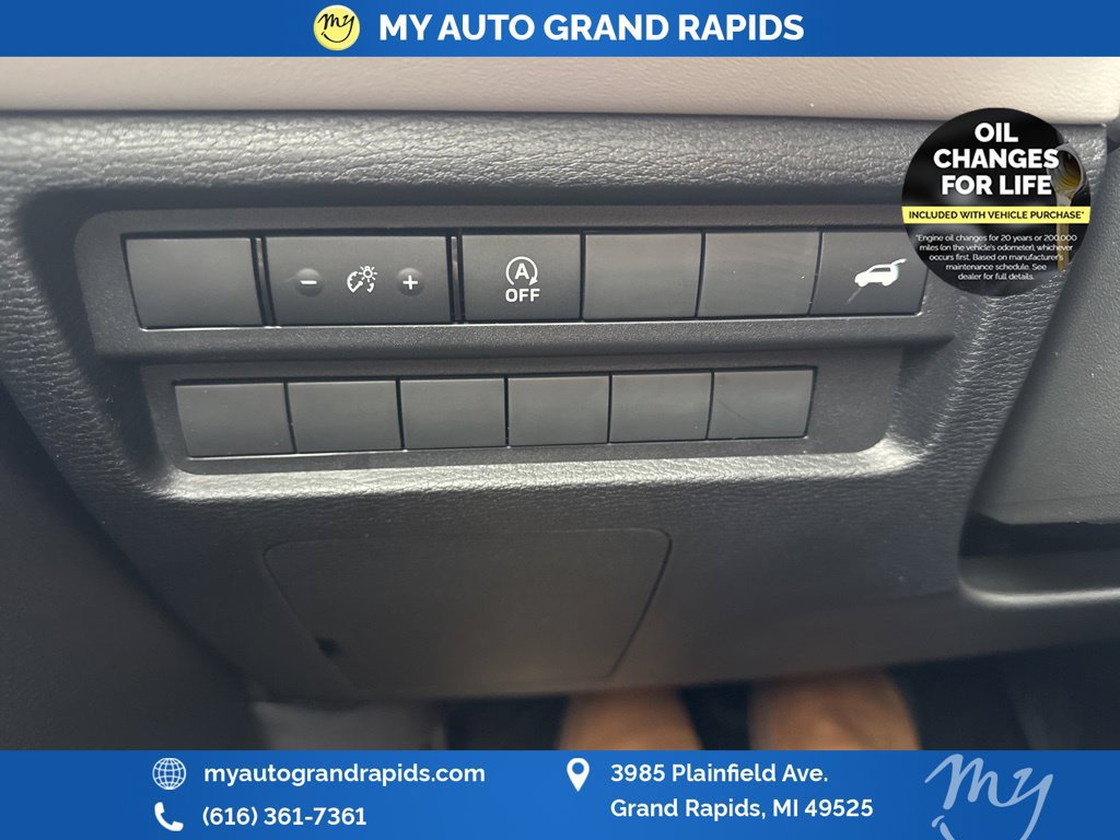 Used 2026 Mitsubishi Outlander SE AWD/4WD image 29