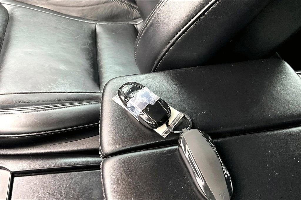 Used 2016 Tesla Model S 90D AWD/4WD image 11