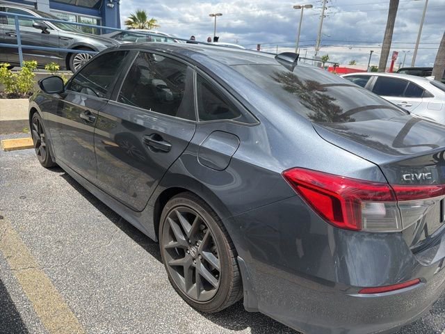 Used 2023 Honda Civic Sport image 4