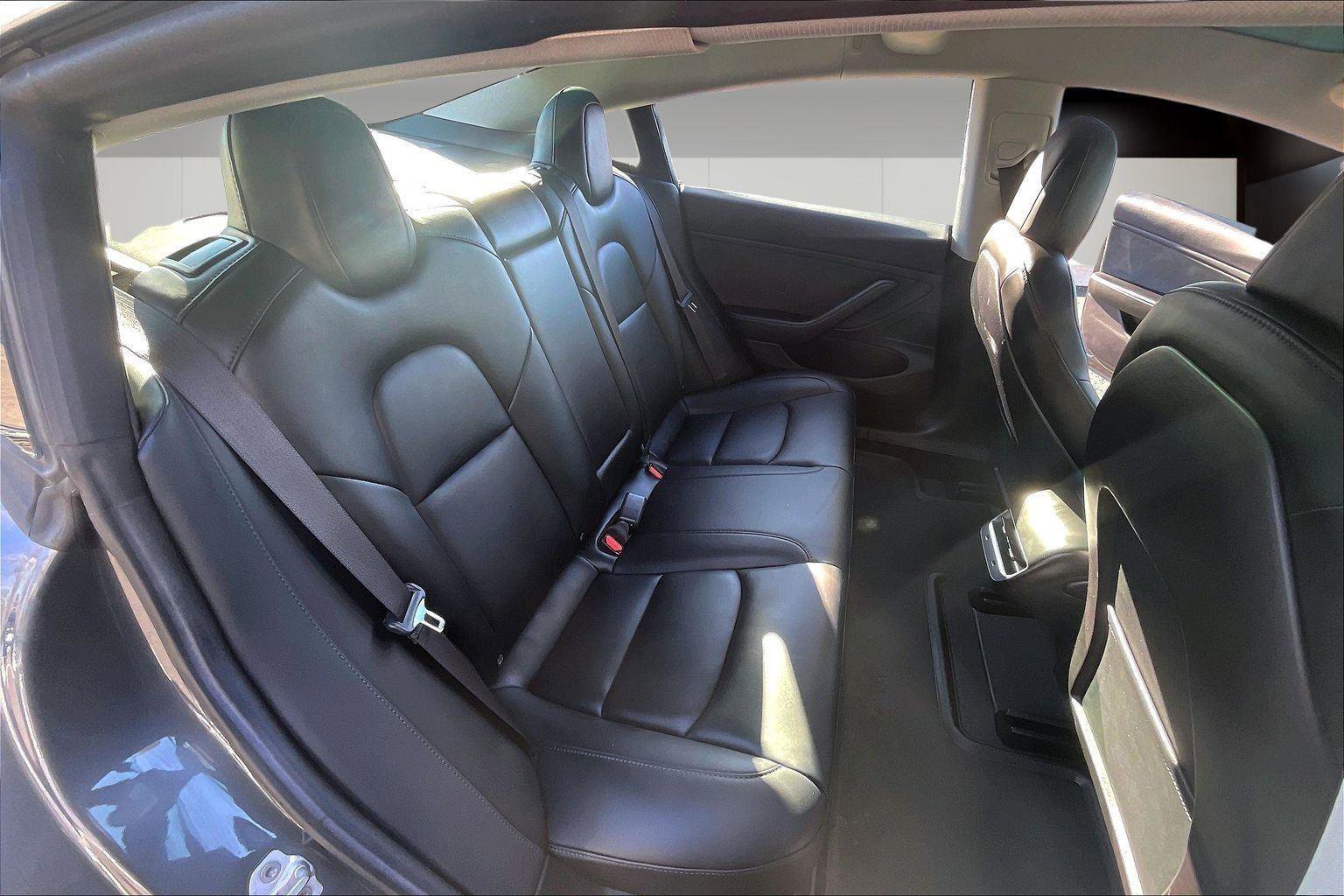 Used 2019 Tesla Model 3 Long Range image 26