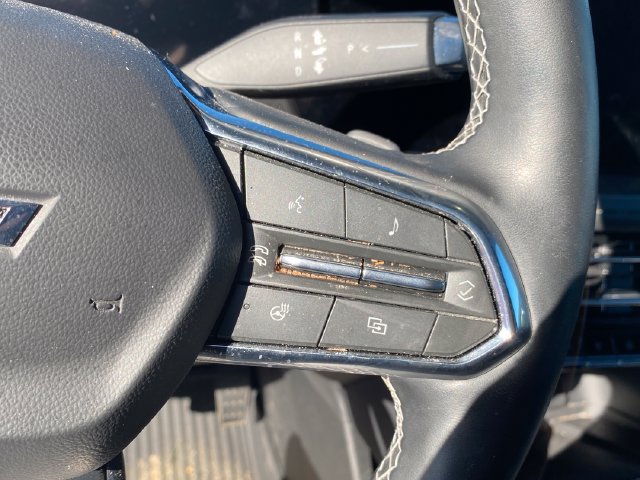 Certified 2024 Chevrolet Traverse LT w/ Midnight/Sport Edition AWD/4WD image 33