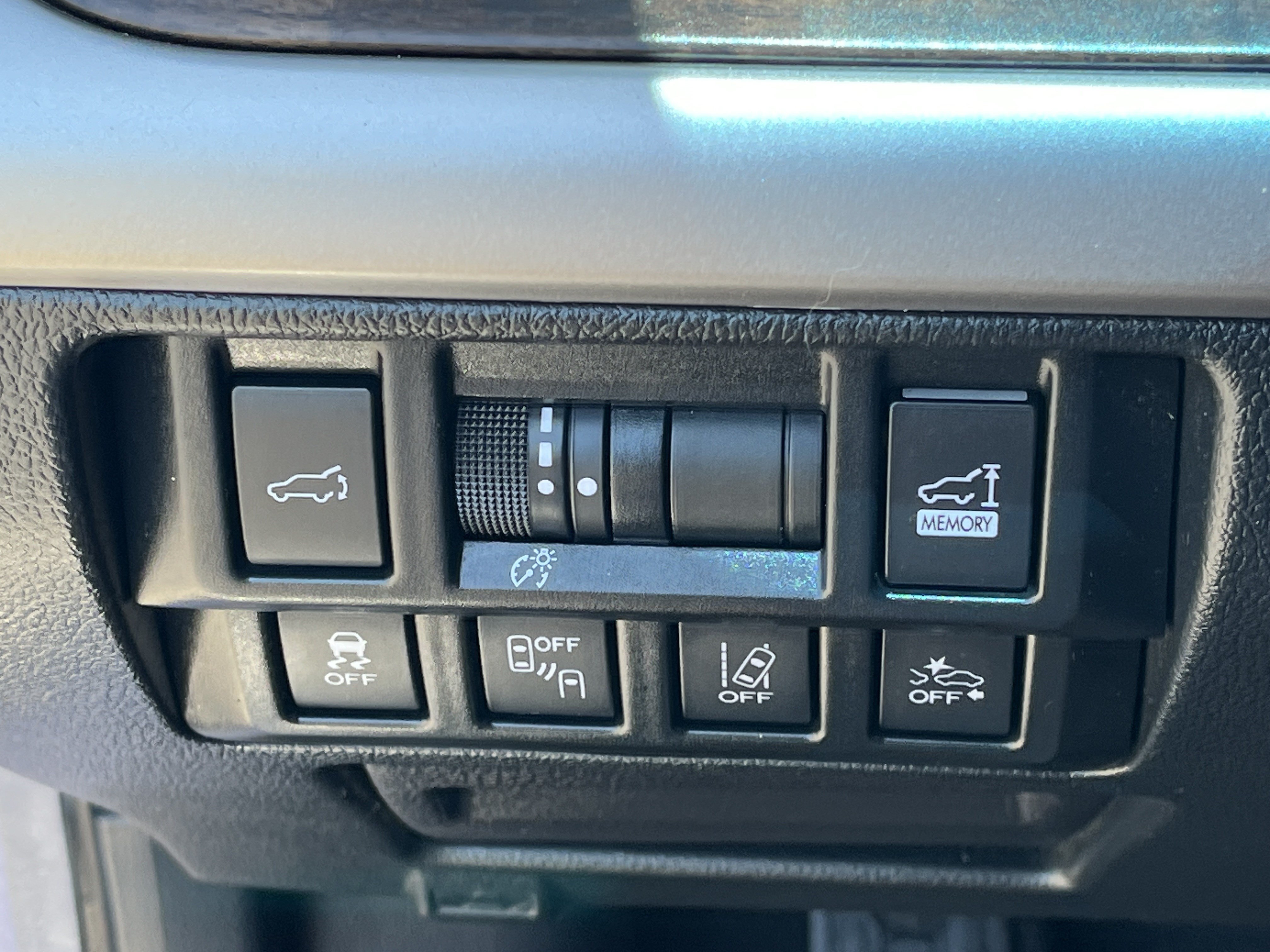 Used 2019 Subaru Outback 2.5i Limited AWD/4WD image 14