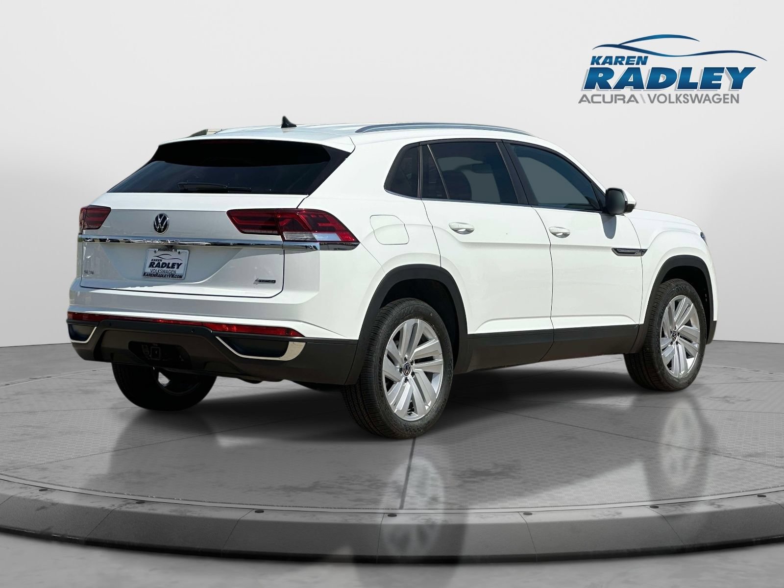 Certified 2023 Volkswagen Atlas Cross Sport SE AWD/4WD image 2