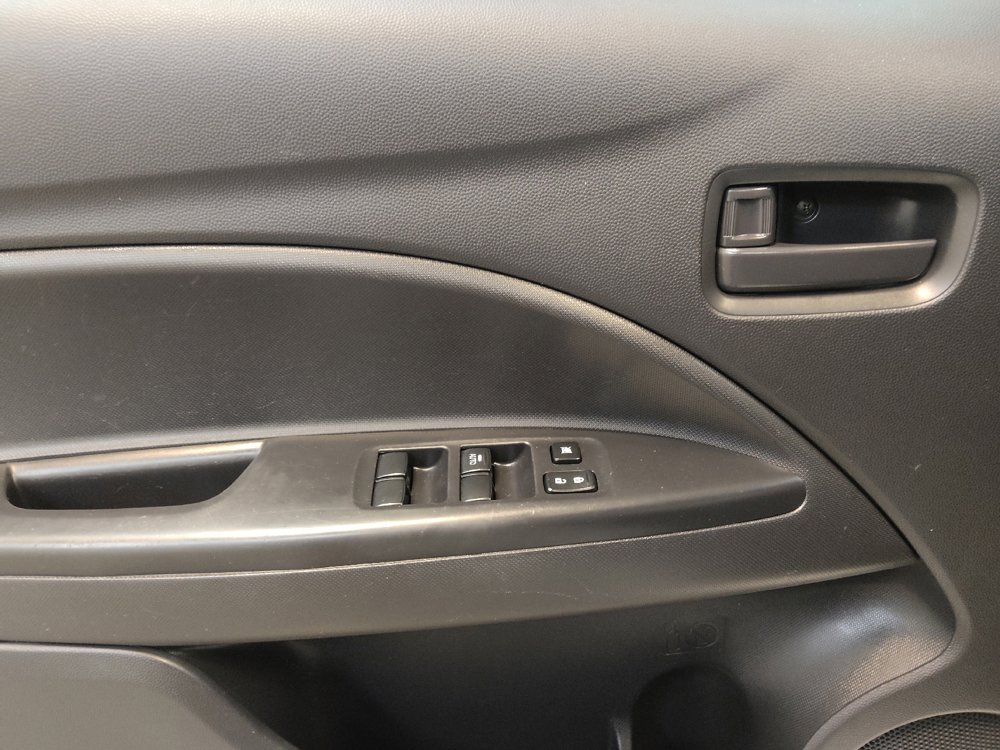 Used 2017 Mitsubishi Mirage ES FWD image 27