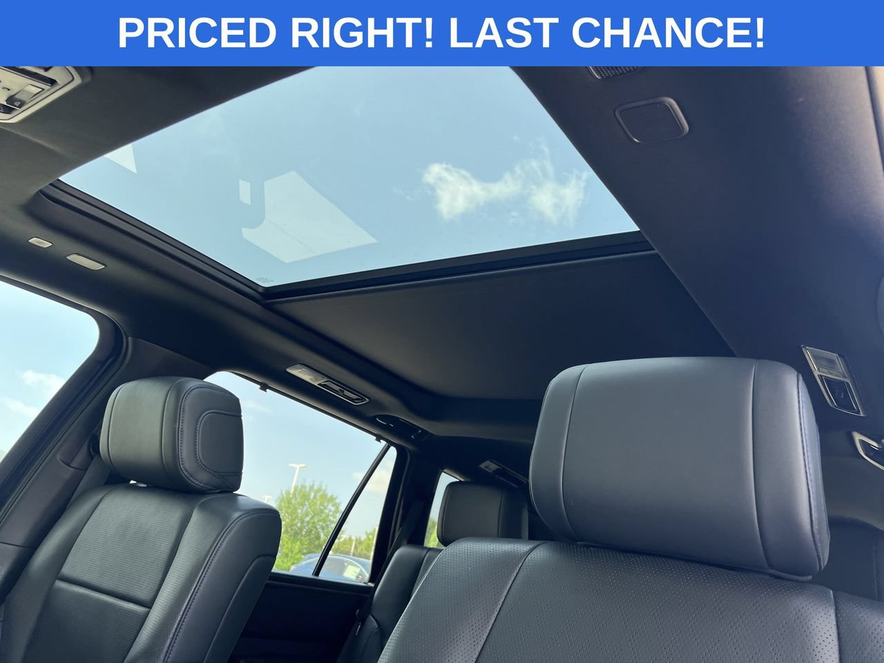 Used 2025 Toyota Sequoia Platinum AWD/4WD image 27