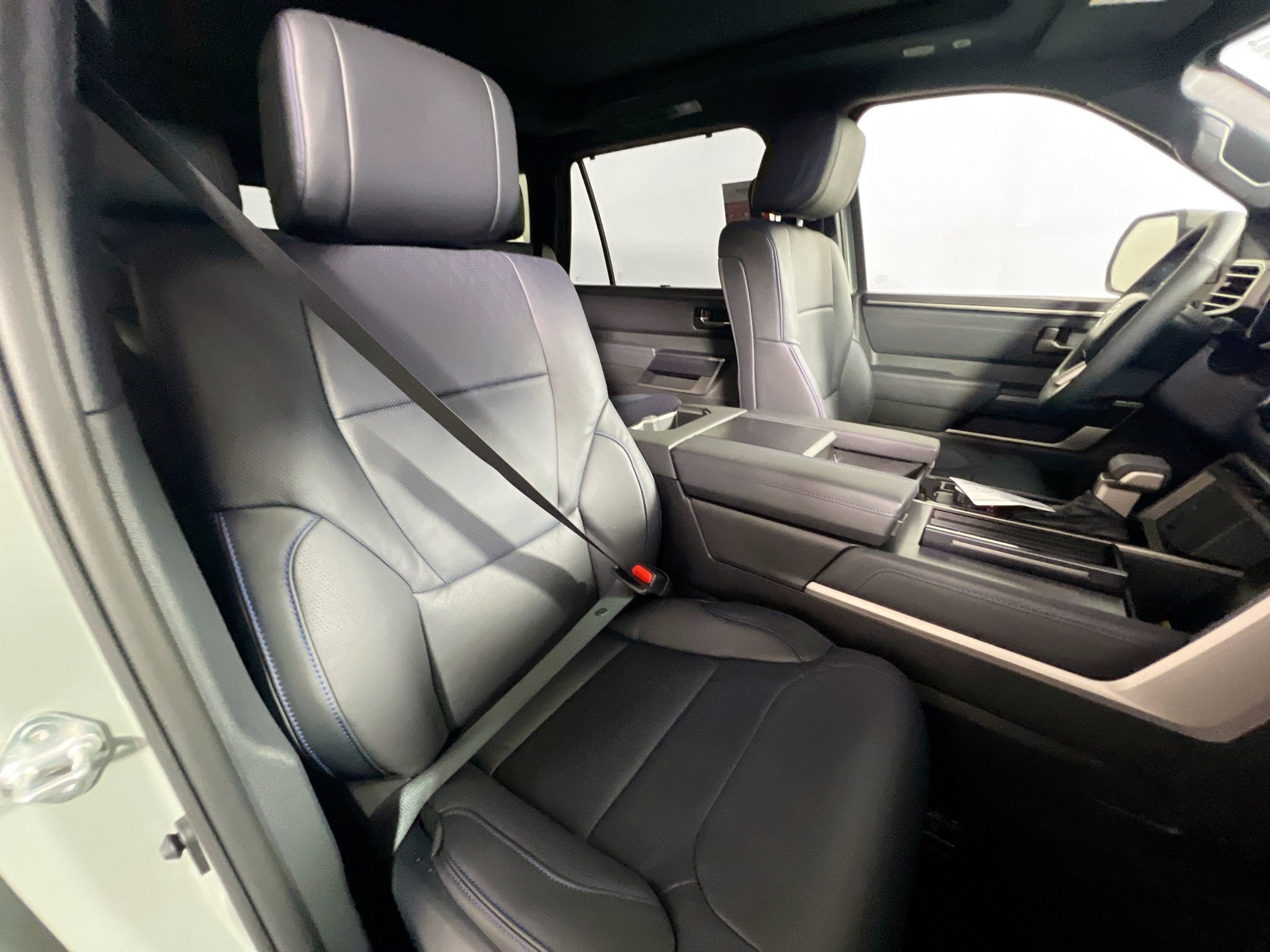 New 2026 Toyota Sequoia Platinum AWD/4WD image 30
