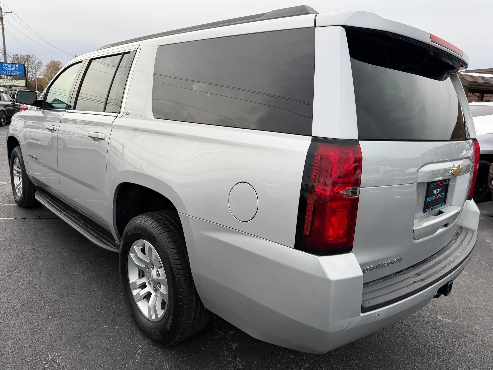 Used 2019 Chevrolet Suburban LT AWD/4WD image 63