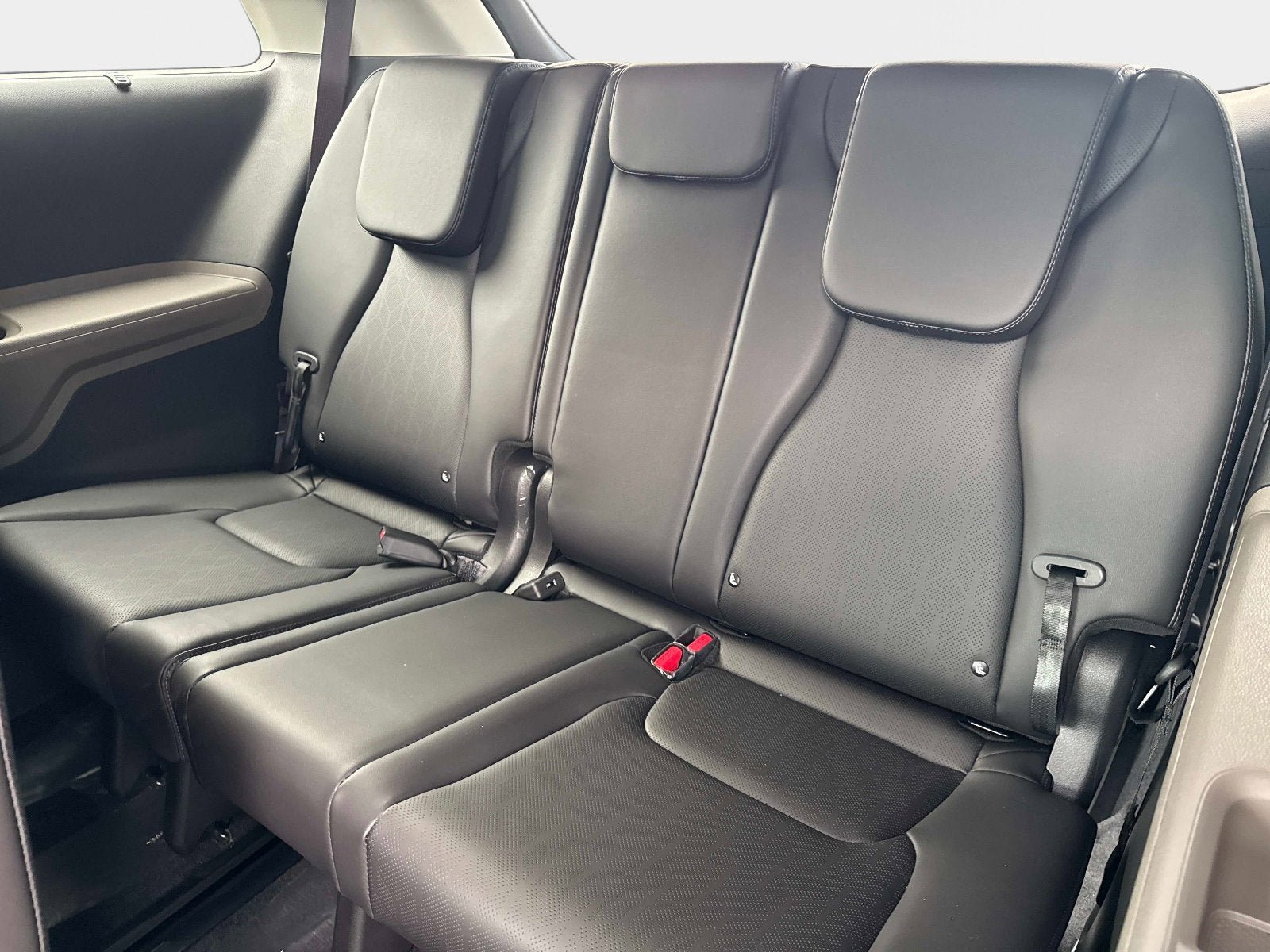 New 2026 Kia Carnival EX FWD image 10