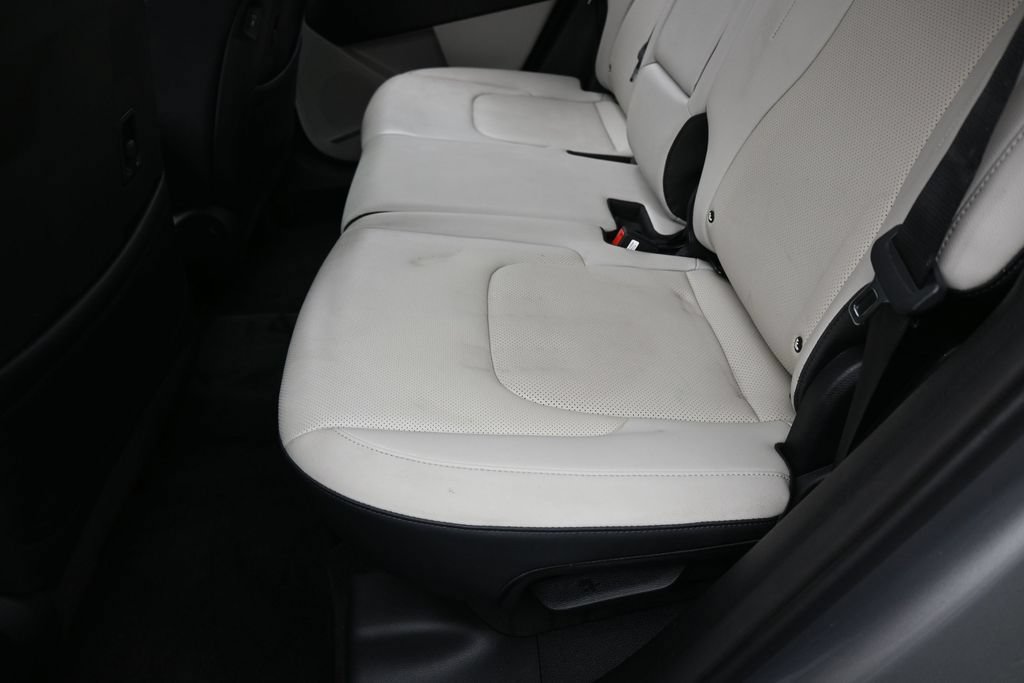 Used 2024 Kia Sportage EX FWD image 34