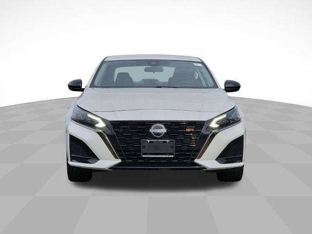 Certified 2025 Nissan Altima 2.5 SR AWD/4WD image 8